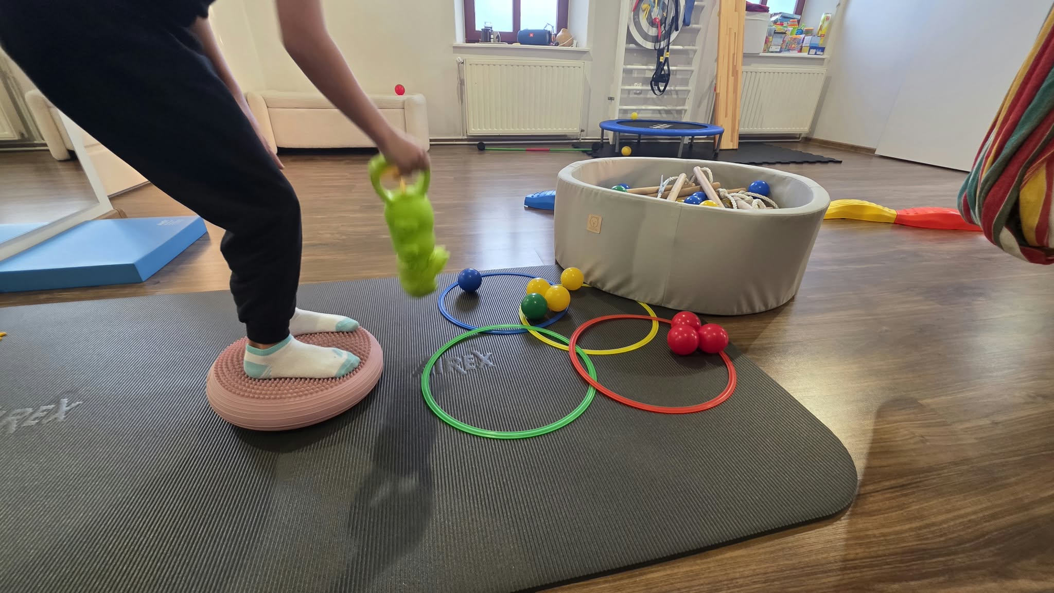 Terapia w gabinecie FIZJOKIDS – fizjoterapia dziecięca Wadowice
